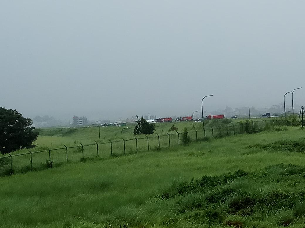 यति एयरको जहाज धावनमार्गबाट चिप्लिँदा २ यात्रु गम्भिर घाइते
