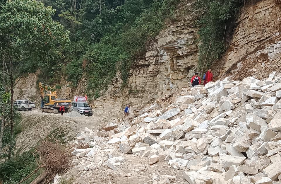 शेखर कोइरालासहित खेमराज पौडेल अर्मलाकोट आउँने थाहा पाएपछि सत्तापक्षले गर्यो यस्तो हर्कद!