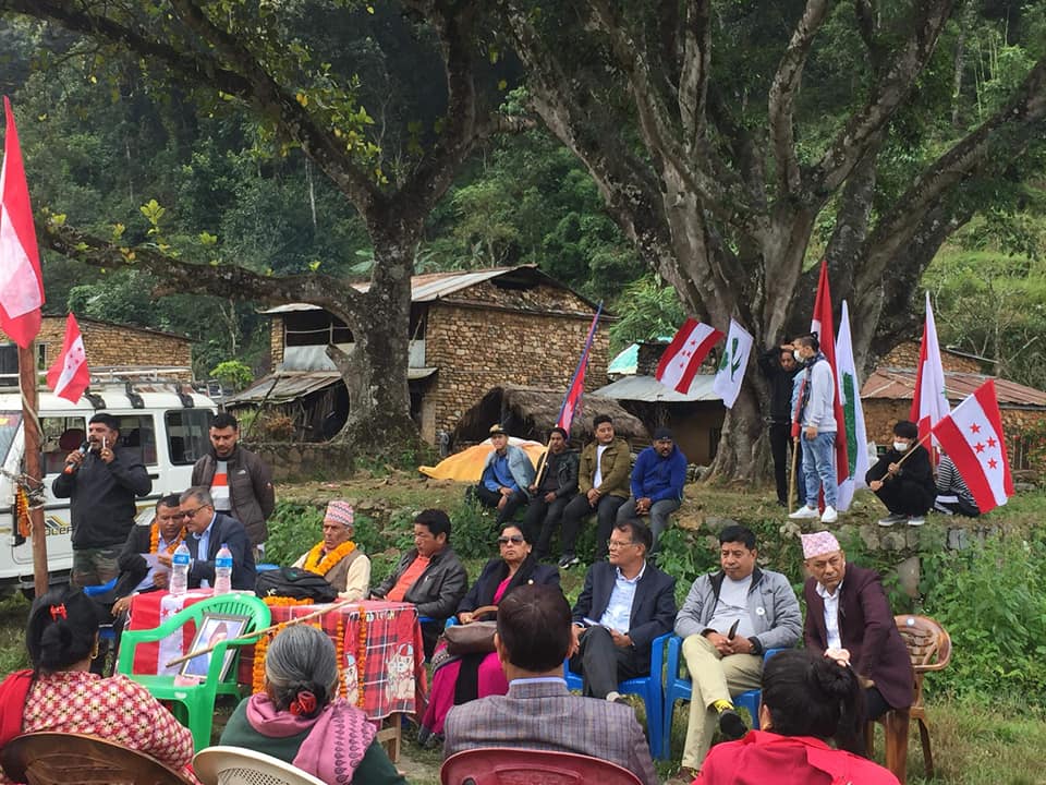 भरतपोखरीमा सेवा सुविधा पु-याउने खेमराजको प्रतिबद्धता