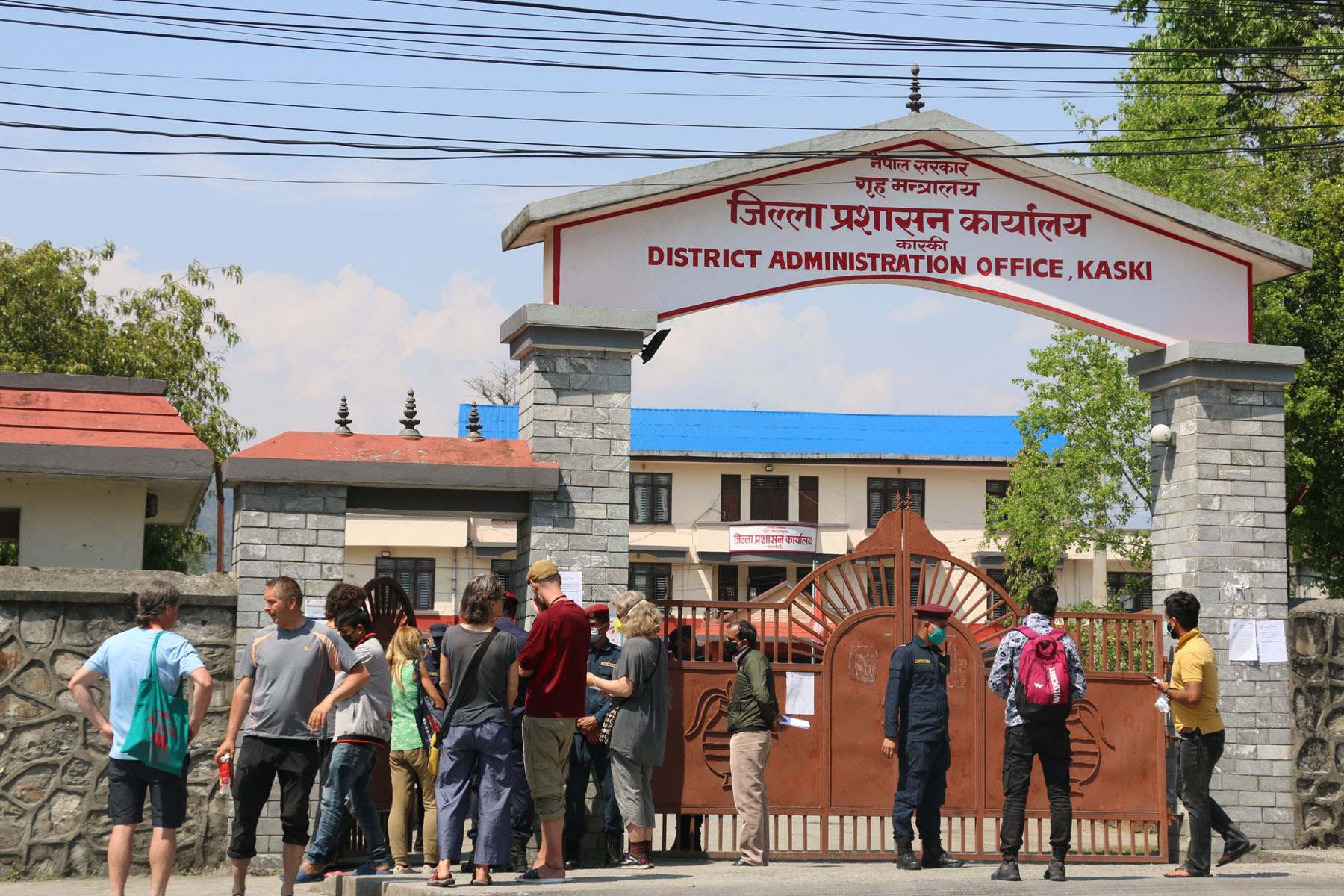 अलपत्र पर्यटकलाई निःशुल्क खाना