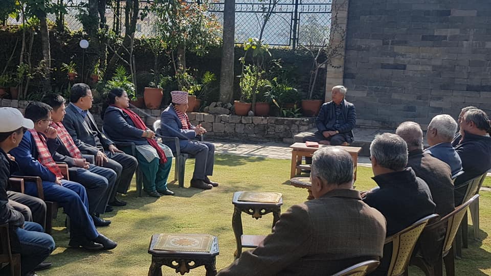 कोरोना भाइरसबारे सभापति देउवाद्वारा चिकित्सकहरुसँग परामर्श