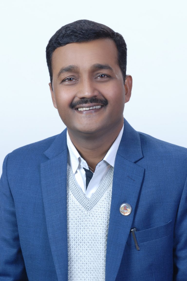 सीमापारी पुगेर फर्केका सांसद यादवलाई क्वारेन्टिनमा बस्न पर्सा जिल्ला प्रशासनको आदेश,