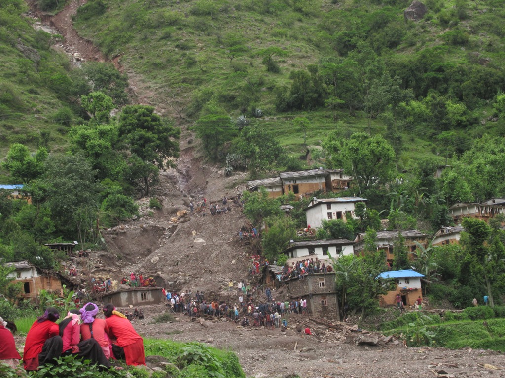 भोलिदेखि २८ गतेसम्म यस वर्षकै अत्याधिक वर्षाको अनुमान गर्दै गृहले बजायो खतराको घण्टी!
