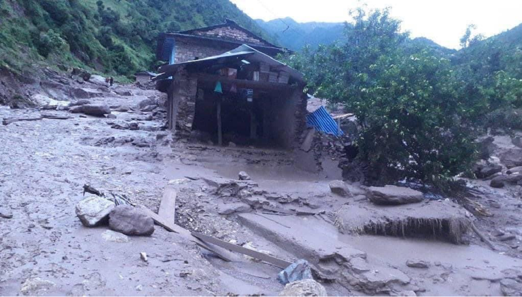 बागलुङको ढोरपाटन पहिरोमा ३६ जना अझै बेपत्ता, ८ जनाको शव फेला