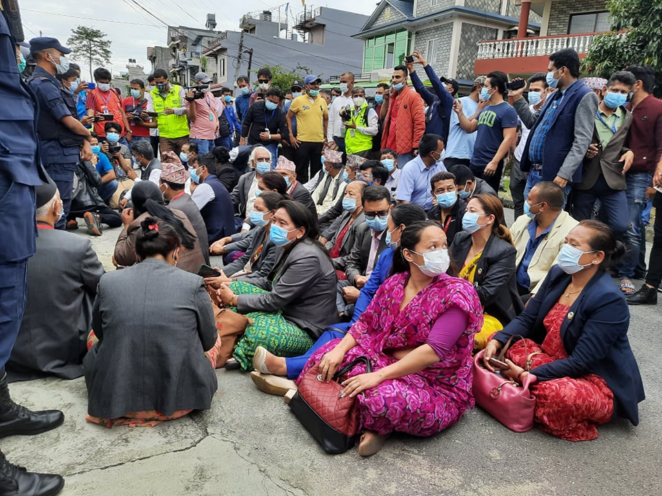 प्रदेश सभा विगठनको षडयन्त्र हुँदैछ: कांग्रेस सांसद नेपाली