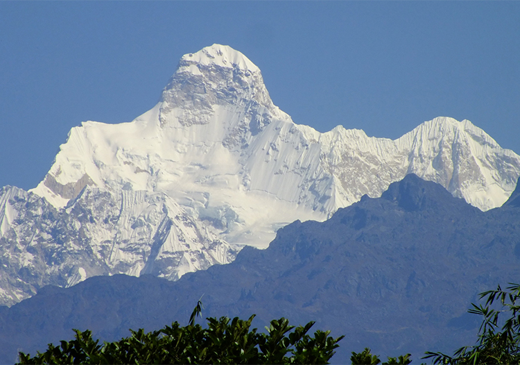 कुम्भकर्ण हिमाल आरोहण गरिँदै