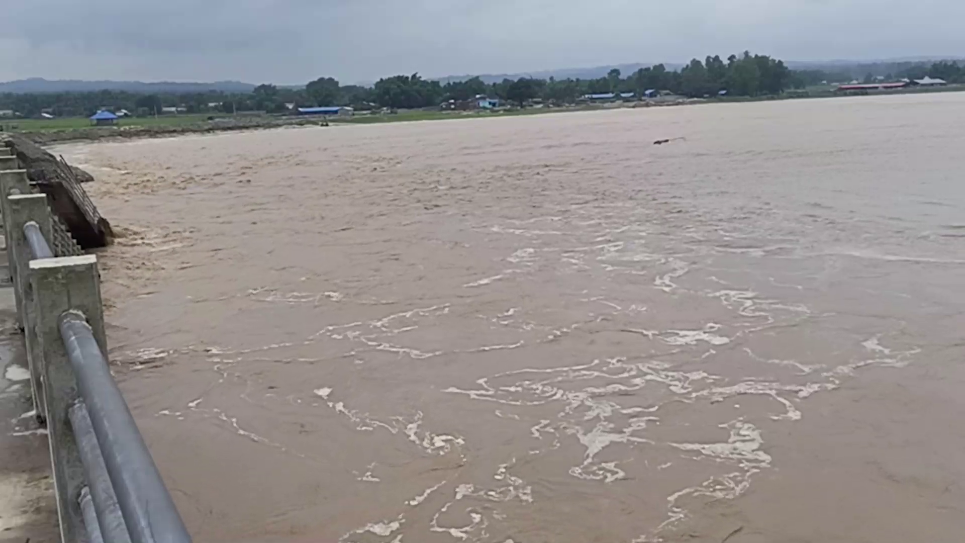 बाढीले बगाएर उदयपुरमा दुई जनाको मृत्यु