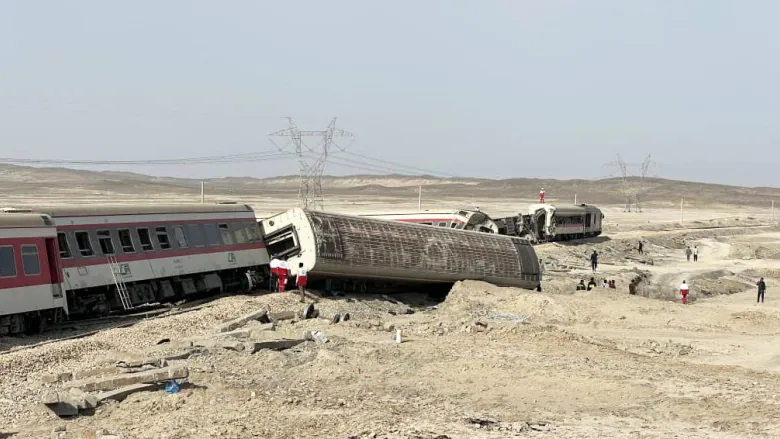 इरानमा रेल दुर्घटना कम्तिमा दशको मृत्यु