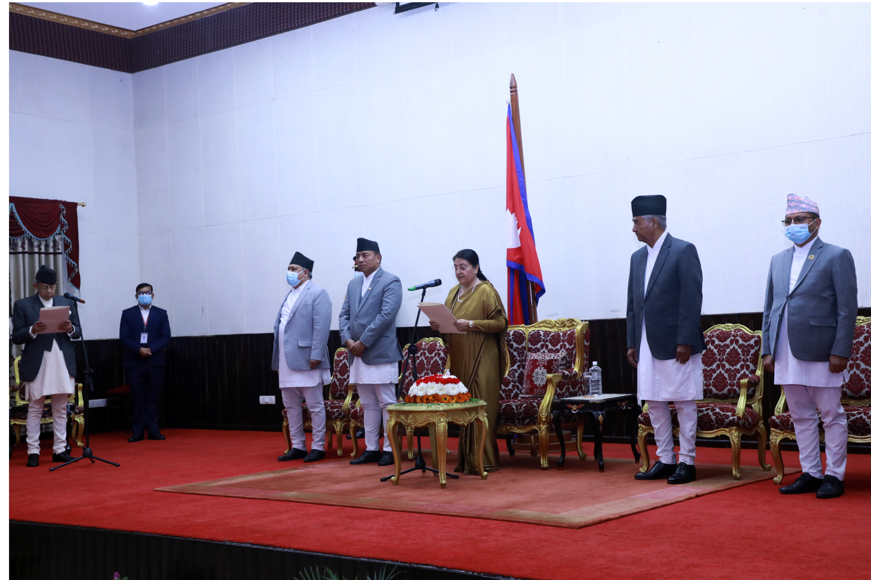 राष्ट्रपतिद्वारा ज्येष्ठ सदस्य राणालाई शपथ